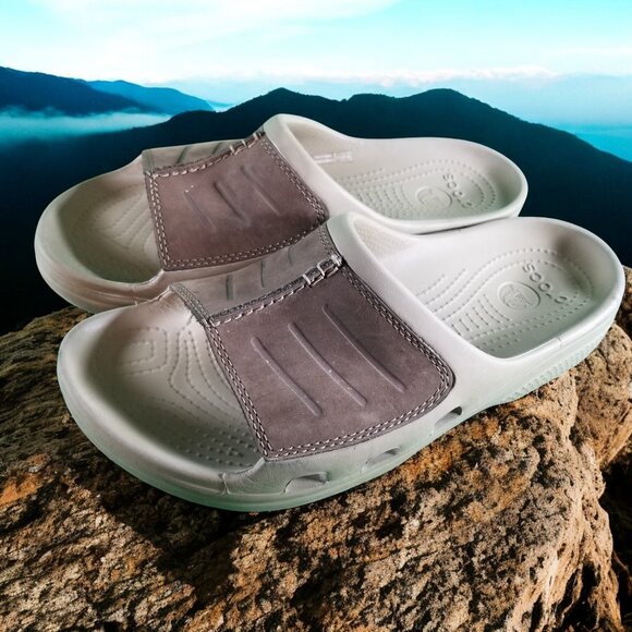 Crocs Men's Size 9 Brown Slip On Sandals Comfort Shoes 12438 - Picture 4 of 8